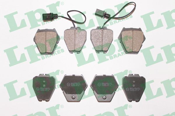 Колодки тормозные дисковые 05P1121 LPR